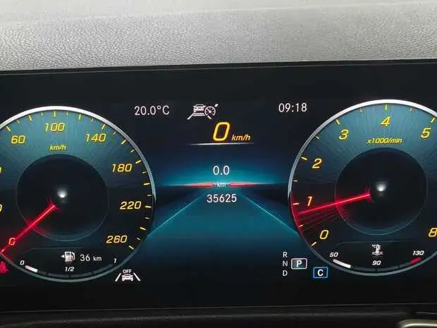 Mercedes Benz GLB 200 Progressive 1.3 Turbo (Aut)