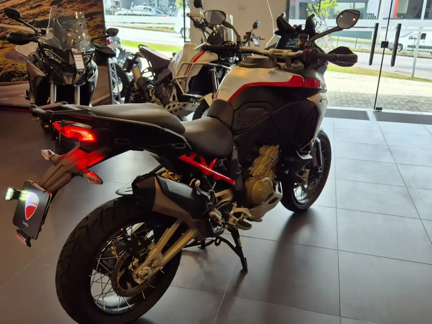 galeria DUCATI MULTISTRADA 1200 V4 RALLY ADVENTURE