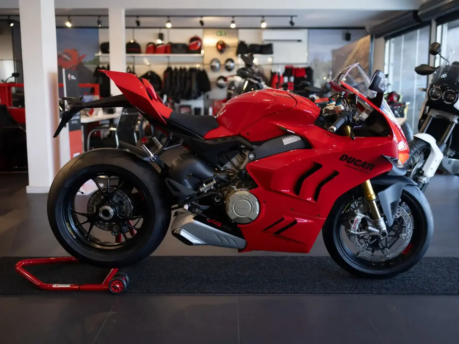 galeria DUCATI PANIGALE V4 S
