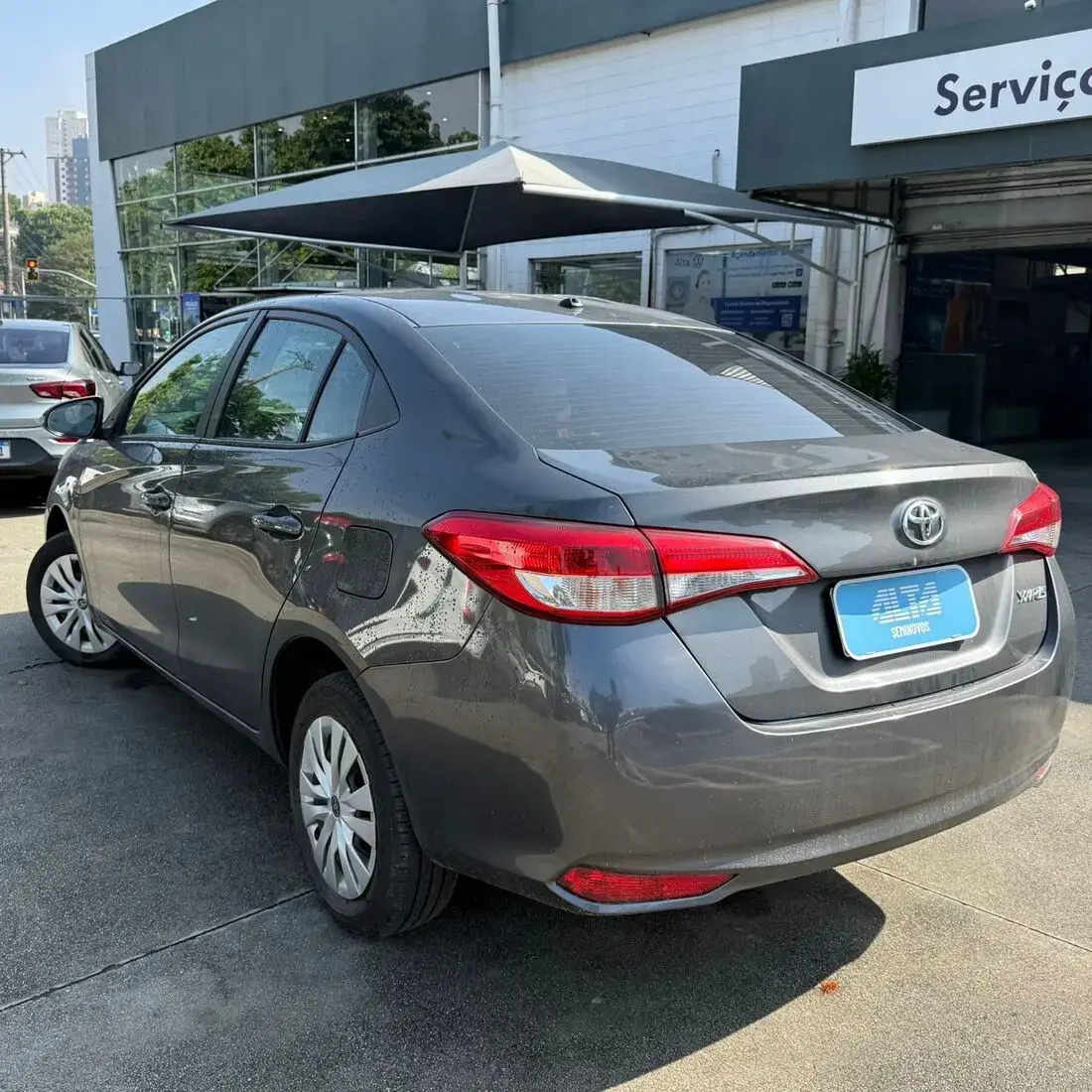 galeria Yaris Sedan