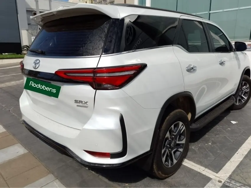 galeria HILUX SW4