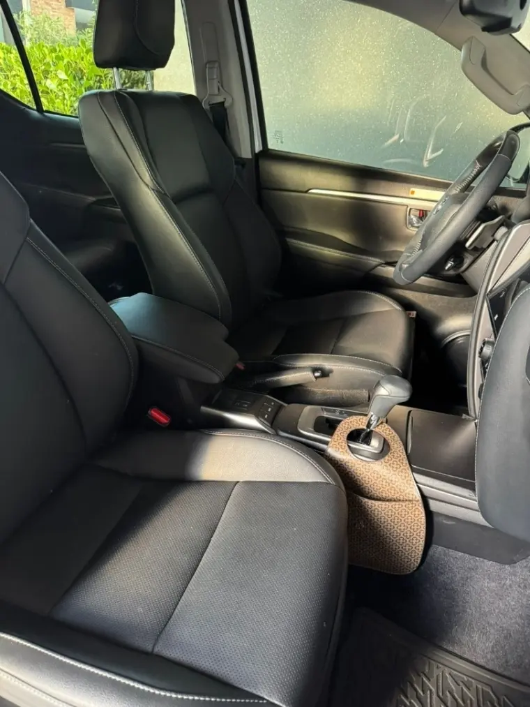 galeria HILUX SW4