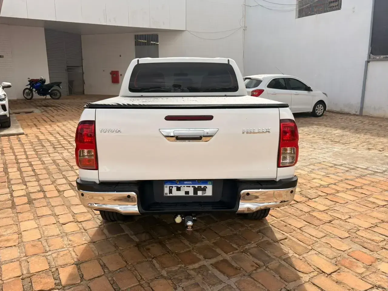 galeria HILUX
