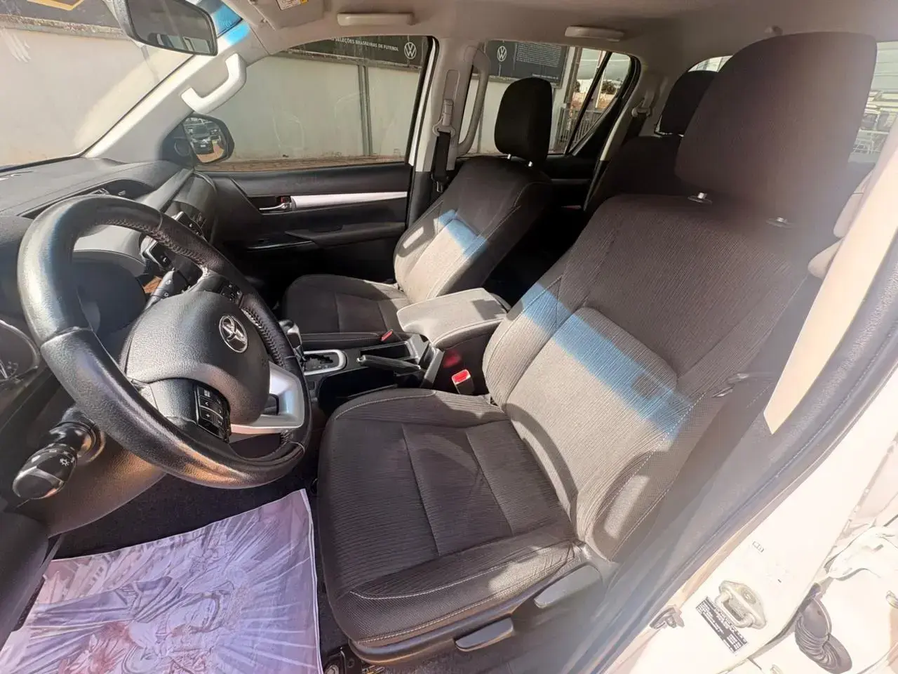galeria HILUX