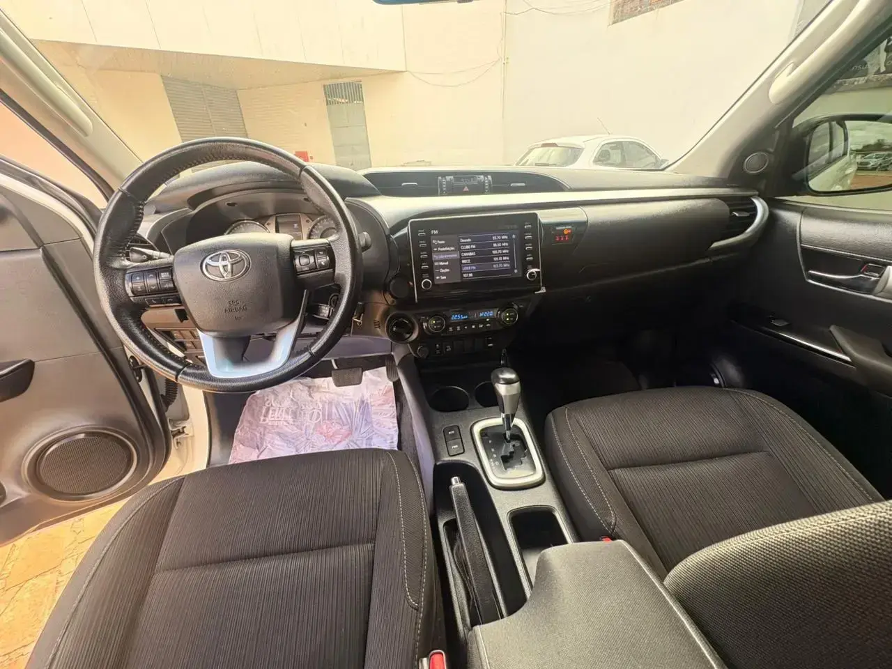 galeria HILUX