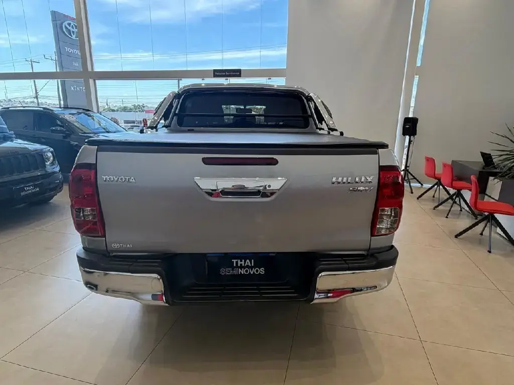 galeria HILUX