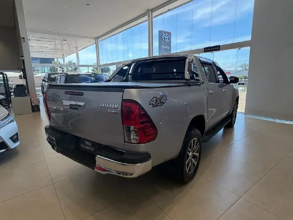 galeria HILUX