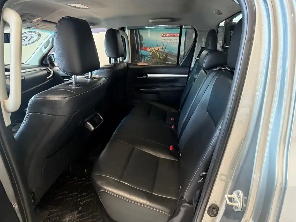 galeria HILUX