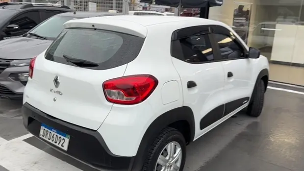 Renault KWID 1.0 12V SCE FLEX ZEN MANUAL