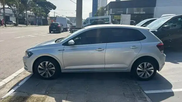 Volkswagen POLO 1.0 200 TSI HIGHLINE AUTOMÁTICO