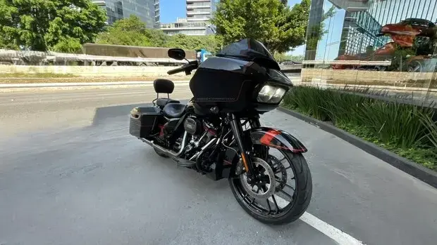 Harley Davidson CVO Road Glide
