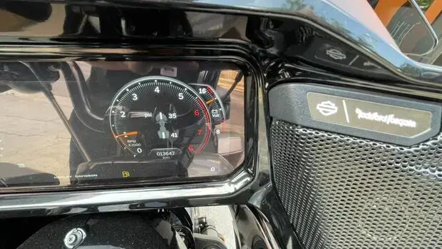 Harley Davidson CVO Road Glide ST