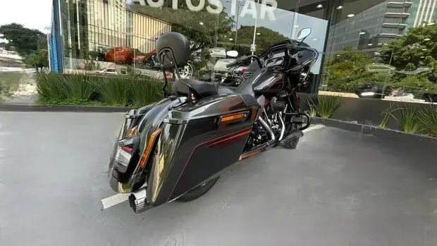 Harley Davidson CVO Road Glide