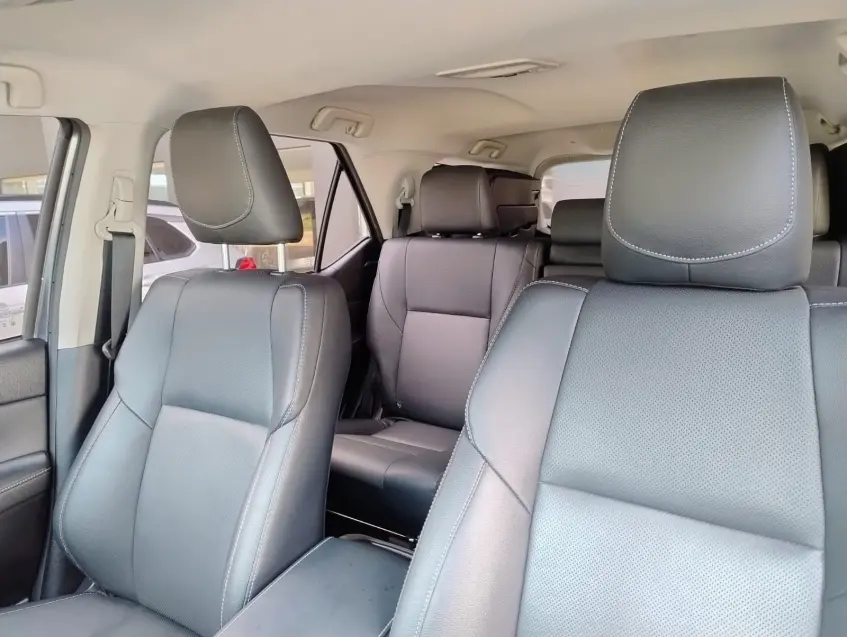 galeria HILUX SW4
