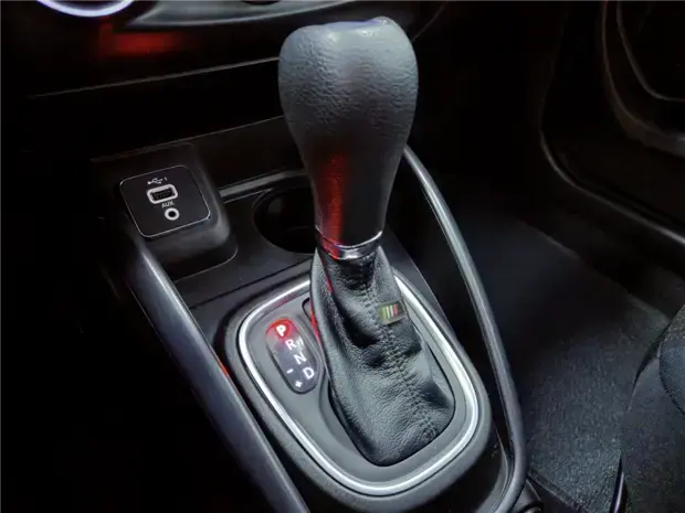 Fiat CRONOS 1.3 FIREFLY FLEX DRIVE CVT