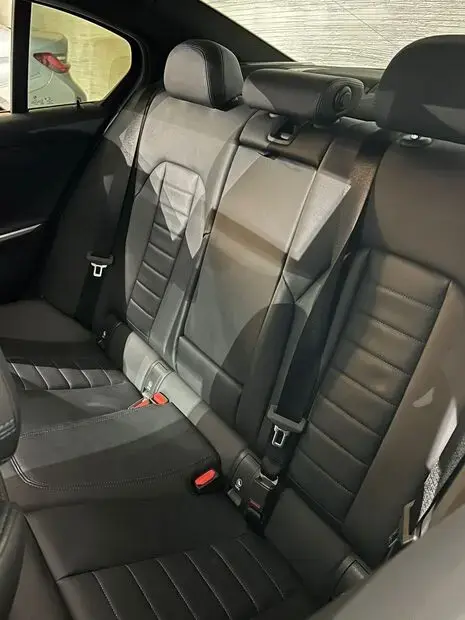 Bmw 320i M Sport 2.0 Turbo (Aut.)