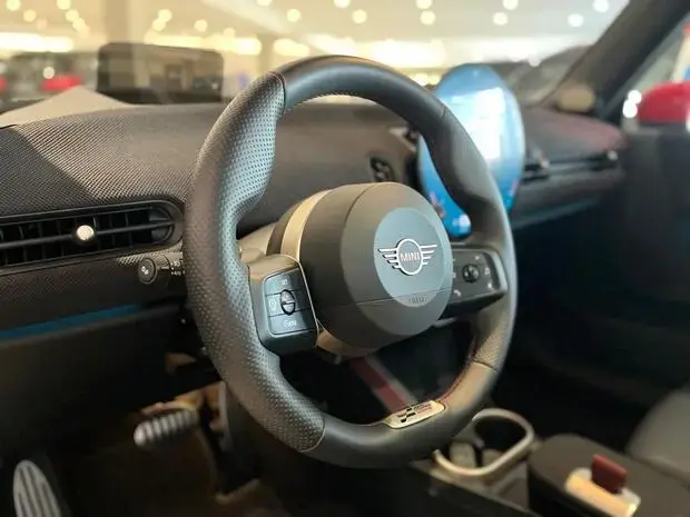 Mini John Cooper Works 2.0 Turbo AT