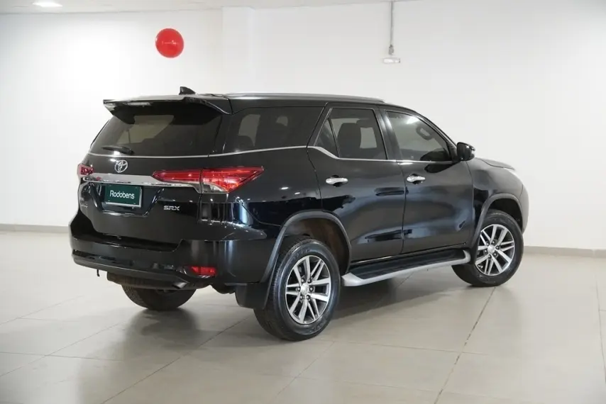 galeria HILUX SW4