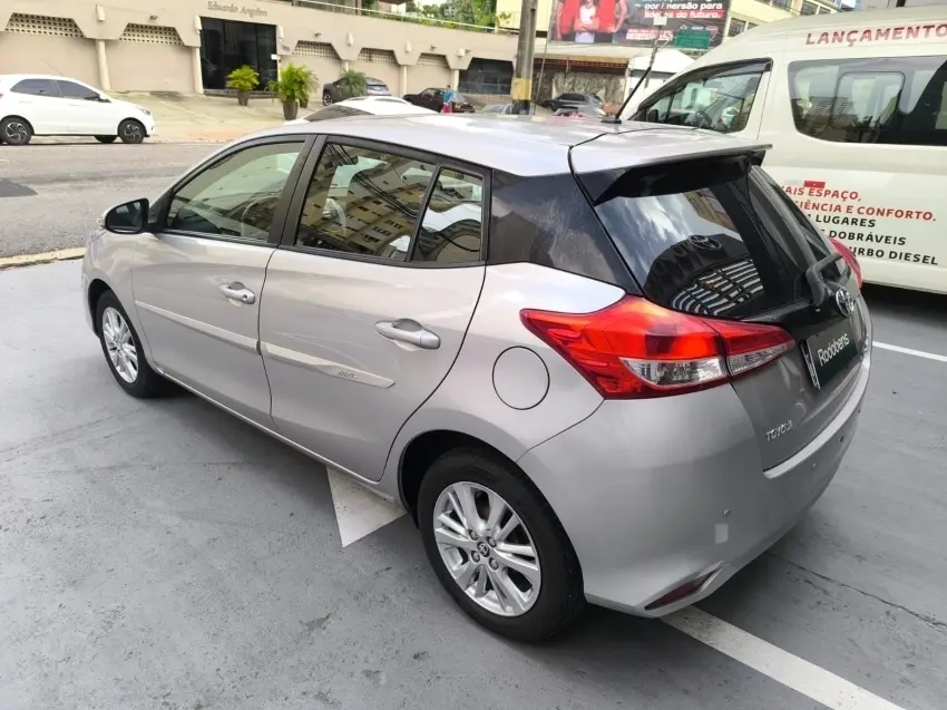 galeria YARIS
