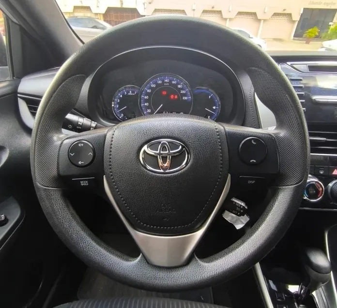 galeria YARIS