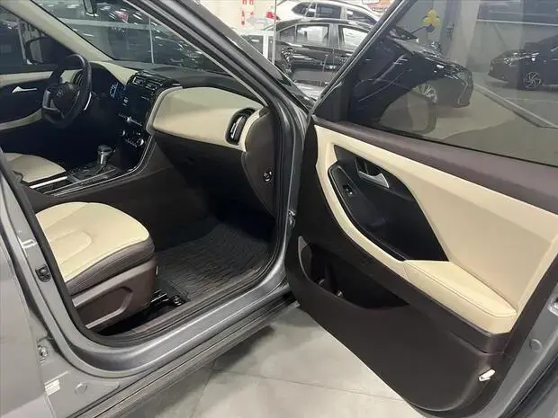 Hyundai CRETA 2.0 FLEX ULTIMATE AUTOMÁTICO