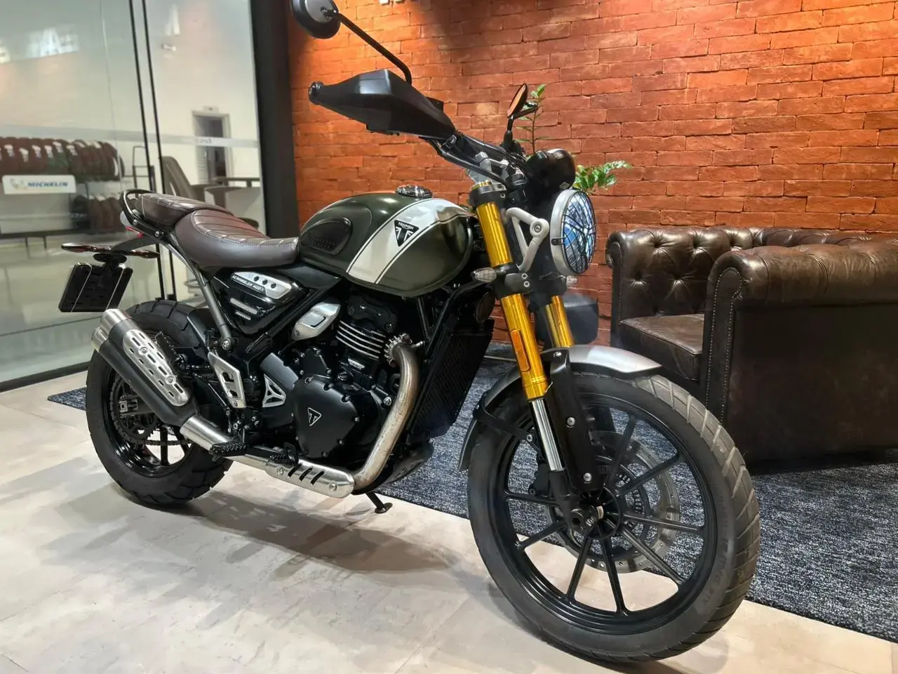 galeria Scrambler 400 X