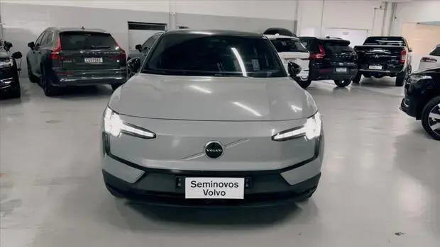Volvo EX30 51 KW ELÉTRICO CORE