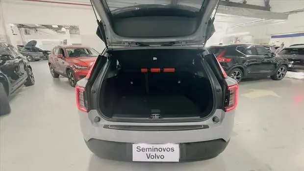 Volvo EX30 51 KW ELÉTRICO CORE