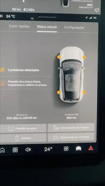 Volvo EX30 51 KW ELÉTRICO CORE