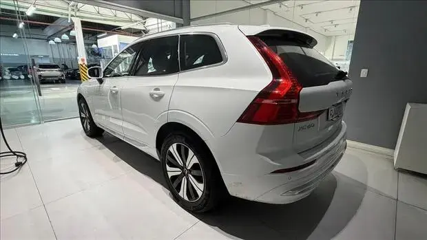 Volvo XC60 2.0 T8 RECHARGE PLUS AWD GEARTRONIC