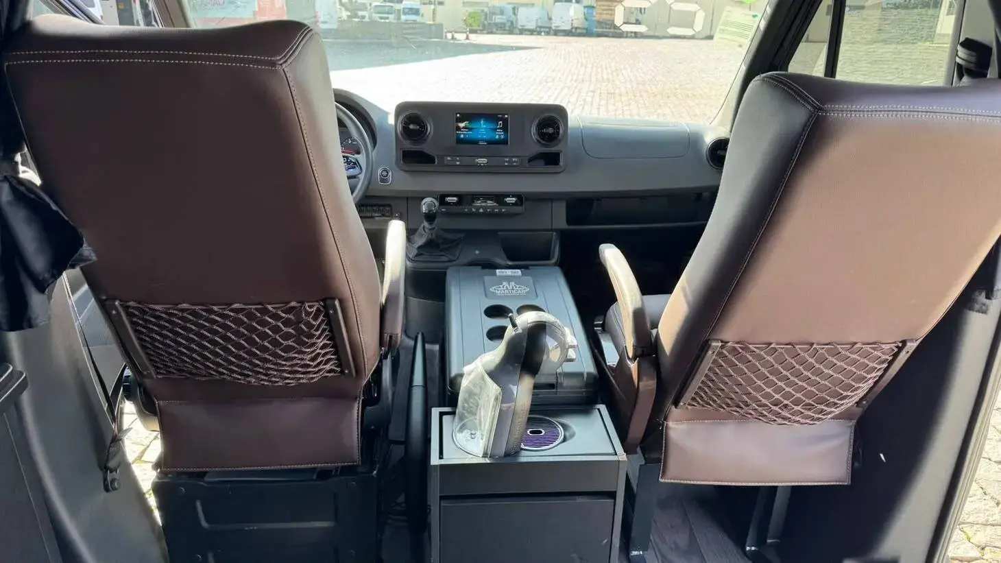 galeria SPRINTER 517 VAN 10 LUGARES EXECUTIVA