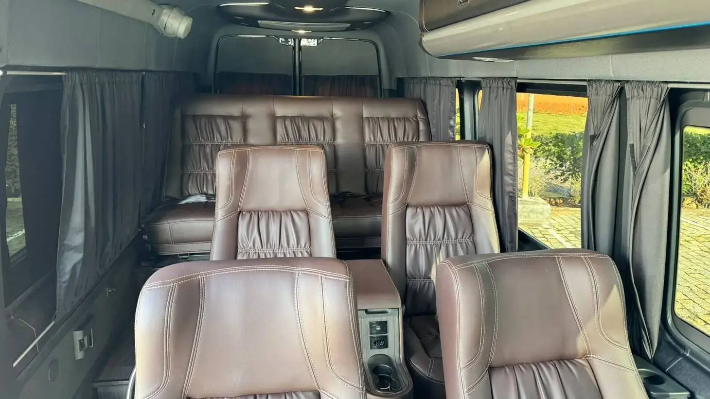 galeria SPRINTER 517 VAN 10 LUGARES EXECUTIVA