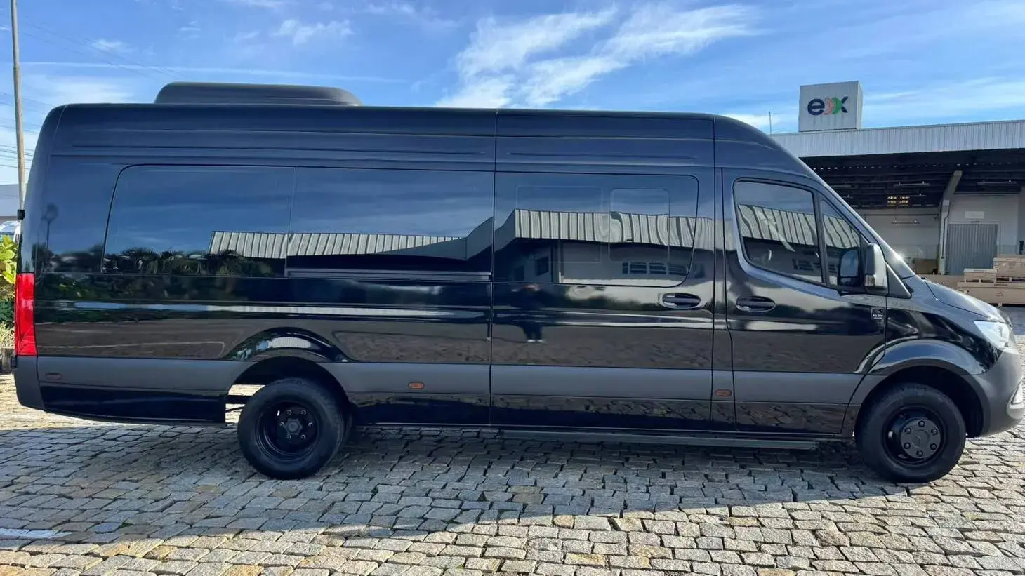 galeria SPRINTER 517 VAN 10 LUGARES EXECUTIVA