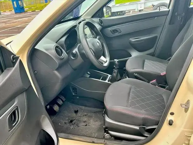 Renault KWID 1.0 12V SCE FLEX ZEN MANUAL