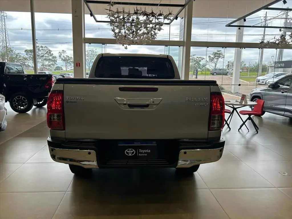 galeria HILUX