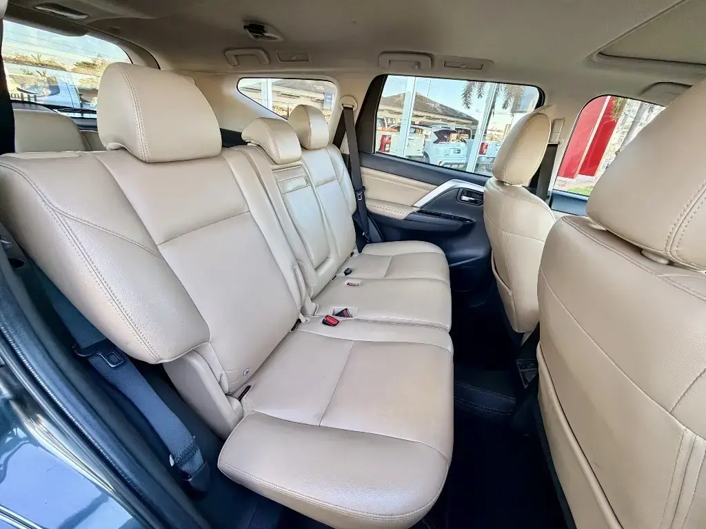 galeria PAJERO SPORT