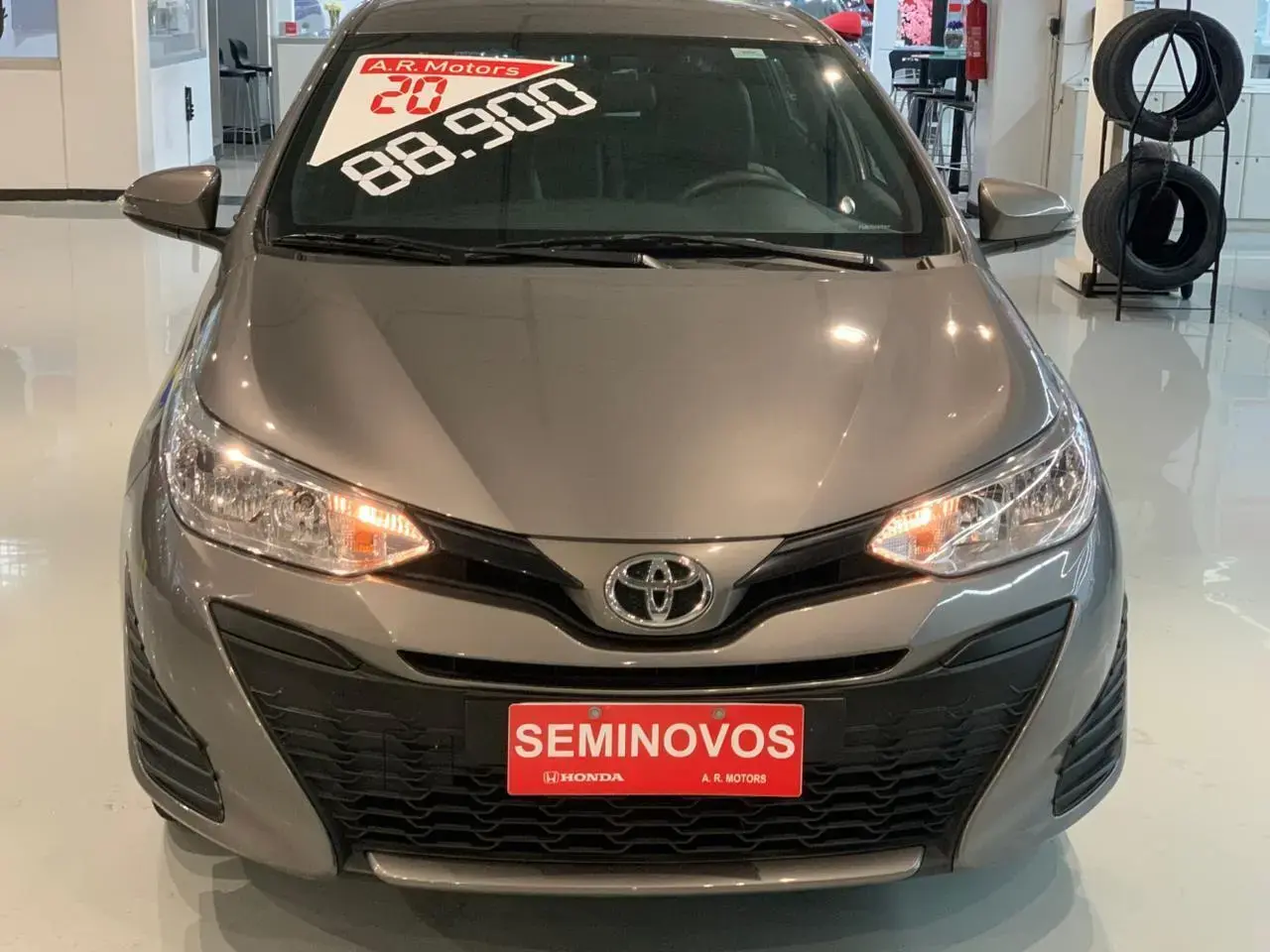 galeria Yaris