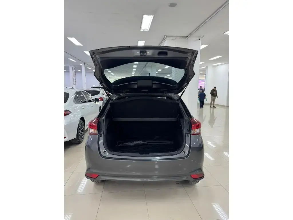 galeria YARIS