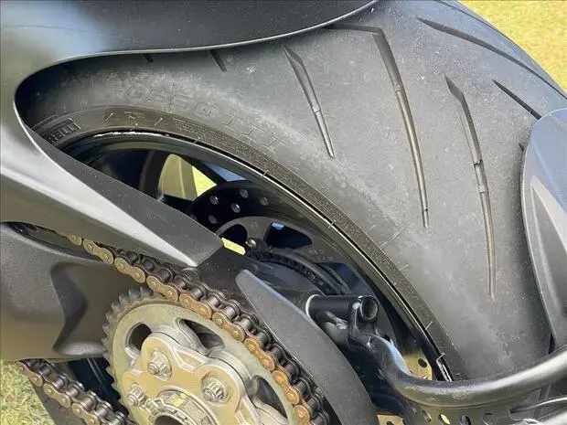 Ducati DIAVEL DARK
