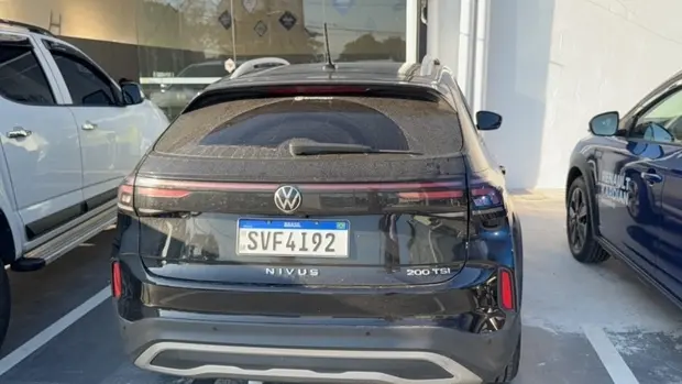 Volkswagen NIVUS 1.0 200 TSI TOTAL FLEX HIGHLINE AUTOMÁTICO