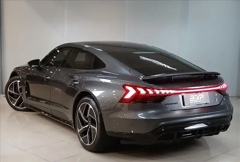 galeria E-TRON GT