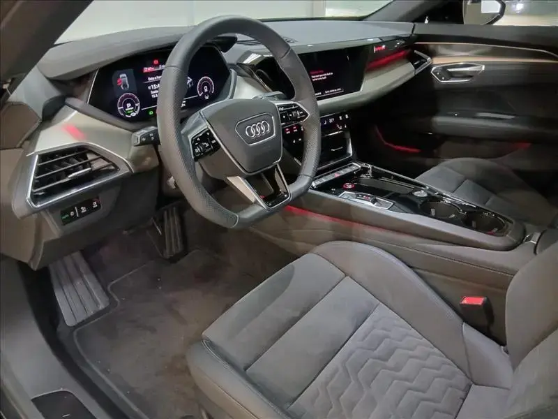 galeria E-TRON GT