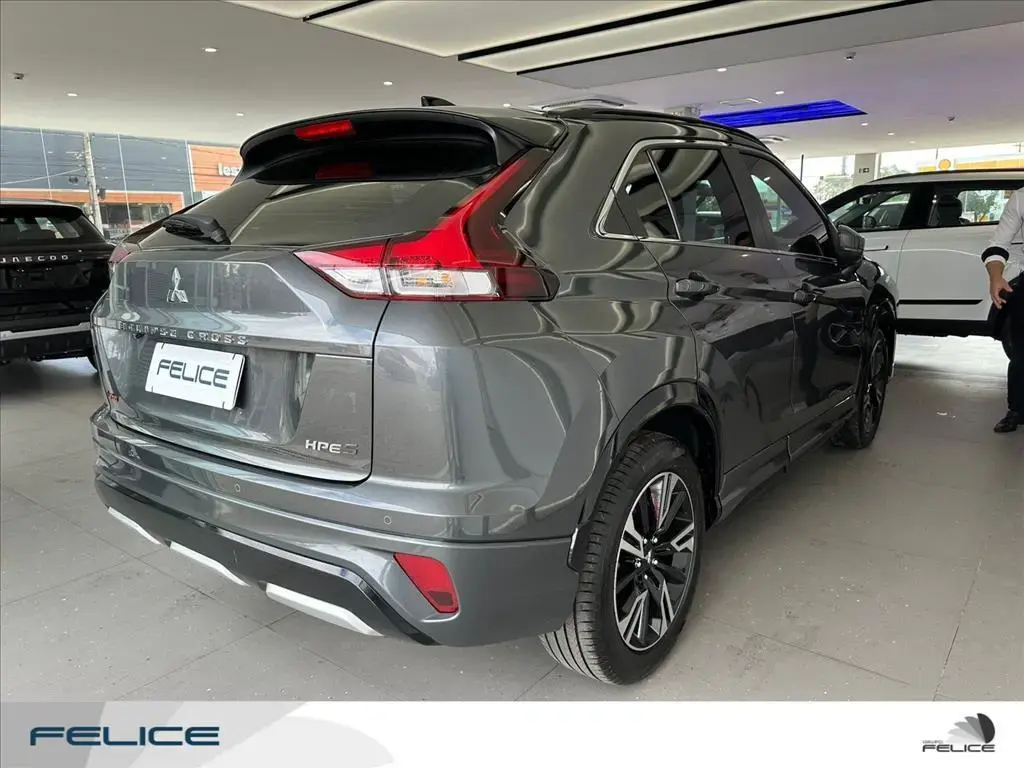 galeria ECLIPSE CROSS