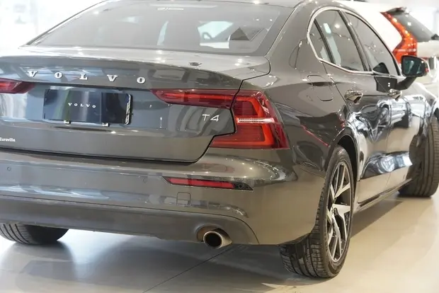 Volvo S60 2.0 T4 MOMENTUM GASOLINA 4P AUTOMÁTICO