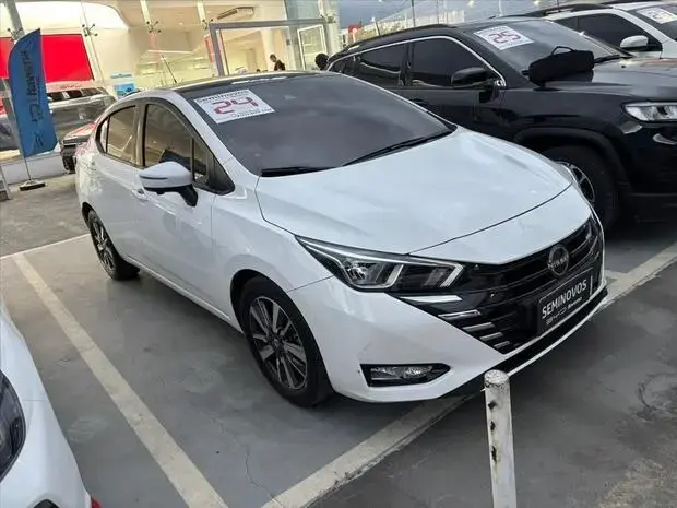 Nissan VERSA 1.6 16V FLEX ADVANCE XTRONIC