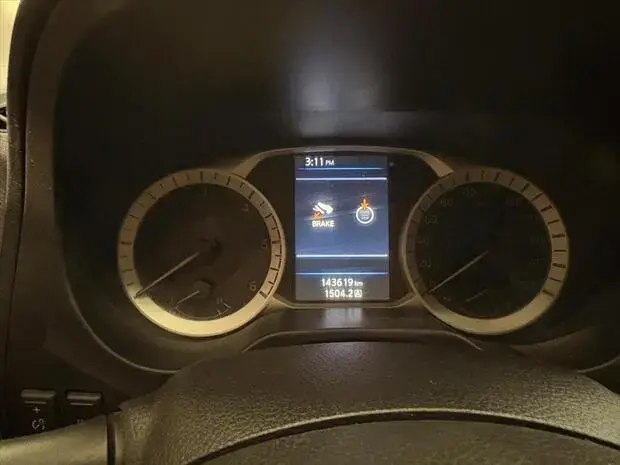 Nissan FRONTIER 2.3 16V TURBO DIESEL XE CD 4X4 AUTOMÁTICO