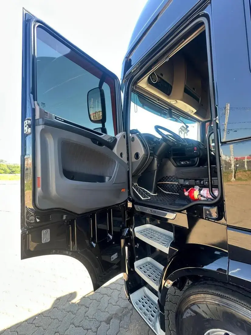 galeria DAF XF FTT 530 6x4