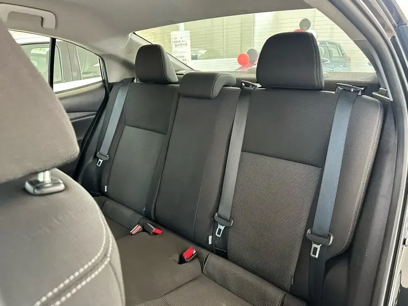 galeria Yaris Sedan