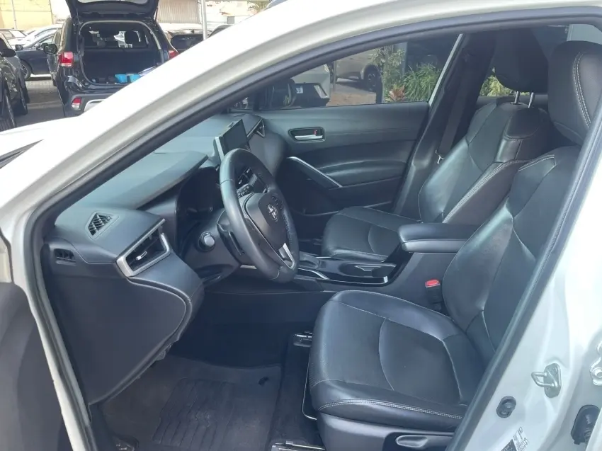 galeria COROLLA CROSS