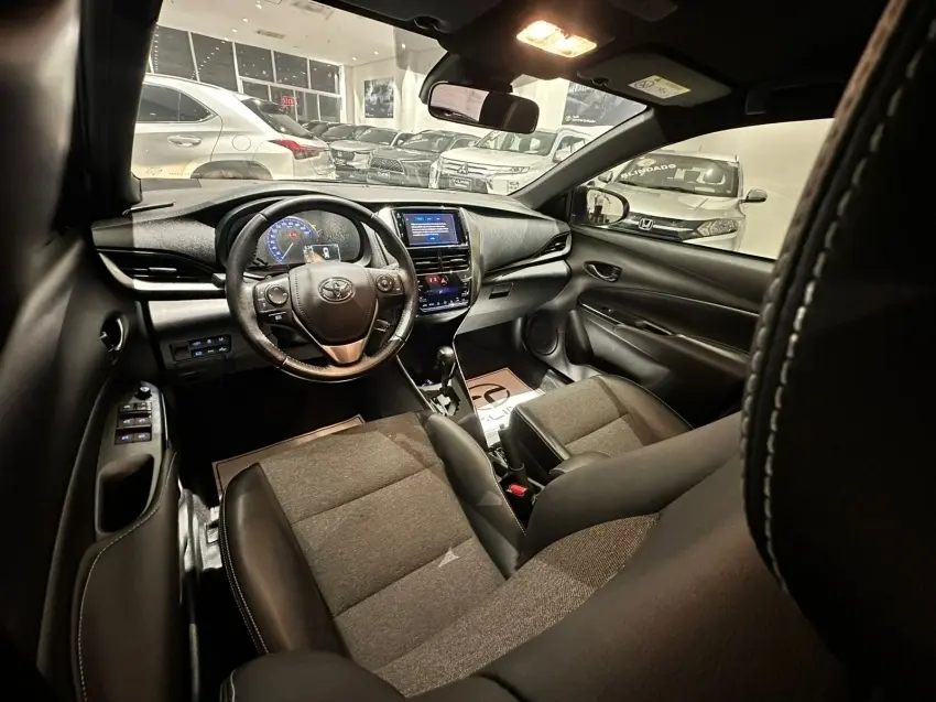 galeria YARIS